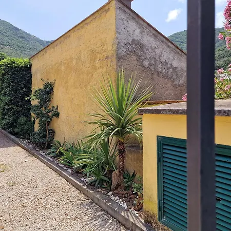 Apartament Casa Cristina Con Patio Privato Nisporto